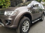 Cần bán xe Mitsubishi Pajero Sport năm 2016, màu xám 