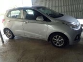 Cần bán xe Hyundai Grand i10 năm sản xuất 2015, màu bạc, xe nhập như mới