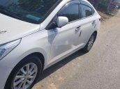 Bán Hyundai Accent đời 2019, màu trắng
