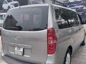 Cần bán Hyundai Starex, giá 565tr, xe chạy êm