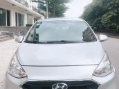 Cần bán nhanh chiếc Hyundai Grand i10 đời 2018, màu trắng