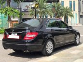 Cần bán gấp Mercedes C200 năm 2008, màu đen, 350tr