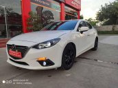 Cần bán Mazda 3 sản xuất 2016, màu trắng