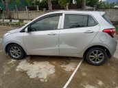 Cần bán xe Hyundai Grand i10 năm sản xuất 2015, màu bạc, xe nhập như mới