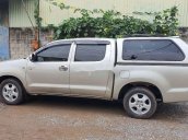 Bán ô tô Toyota Hilux 2011, màu bạc, nhập khẩu nguyên chiếc chính chủ, giá 305tr