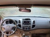 Bán ô tô Toyota Hilux 2011, màu bạc, nhập khẩu nguyên chiếc chính chủ, giá 305tr