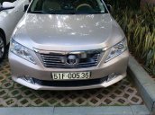 Bán Toyota Camry sản xuất năm 2014 còn mới