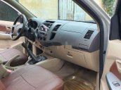 Bán ô tô Toyota Hilux 2011, màu bạc, nhập khẩu nguyên chiếc chính chủ, giá 305tr