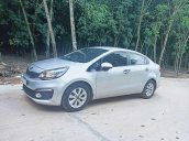 Bán ô tô Kia Rio sản xuất năm 2017, màu bạc, nhập khẩu chính chủ, giá 335tr