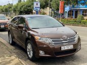 Bán Toyota Venza năm 2010, màu nâu, nhập khẩu nguyên chiếc xe gia đình