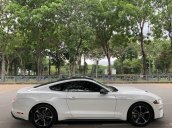 Bán Ford Mustang 2.3 Eco Fastback sản xuất 2018, màu trắng, nhập khẩu