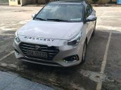 Lên đời bán ô tô Hyundai Accent sản xuất 2018, màu trắng