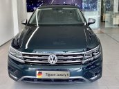 Vw Tiguan Luxury S màu xanh rêu - Số lượng có hạn - Giao xe ngay - Khuyến mãi hấp dẫn