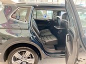 Vw Tiguan Luxury S màu xanh rêu - Số lượng có hạn - Giao xe ngay - Khuyến mãi hấp dẫn