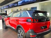 Cần bán xe Peugeot 5008 1.6 AT sản xuất 2020, màu đỏ