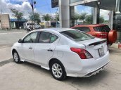 Bán Nissan Sunny đời 2017, màu bạc, nhập khẩu số tự động, bản full