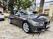 Bán BMW 320i năm sản xuất 2012, màu xám, nhập khẩu nguyên chiếc