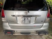 Chính chủ bán Toyota Innova 2009, màu vàng cát