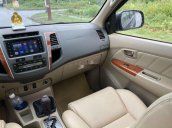 Bán Toyota Fortuner 2010, màu đen còn mới, giá 410tr