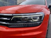 Bán ô tô Volkswagen Tiguan đời 2017, màu đỏ, nhập khẩu nguyên chiếc 