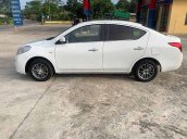 Bán Nissan Sunny sản xuất năm 2015, màu trắng số sàn, 230 triệu