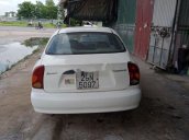 Cần bán gấp Daewoo Lanos sản xuất năm 2001, màu trắng, xe nhập