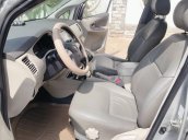 Bán xe Toyota Innova 2.0E 2015, màu bạc