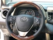 Bán xe Toyota RAV4 XLE 2.5 FWD đời 2015, màu trắng