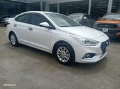 Bán gấp chiếc xe Hyundai Accent 1.4MT đời 2018, xe chính chủ sử dụng, giá mềm