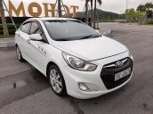 Bán nhanh chiếc Hyundai Accent MT xe giá thấp, giao nhanh toàn quốc