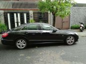 Xe Mercedes E class năm 2010 còn mới, giá tốt