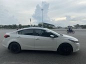 Cần bán lại xe Kia Cerato đời 2016, màu trắng, nhập khẩu nguyên chiếc, 495 triệu