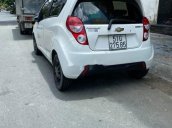 Cần bán lại xe Chevrolet Spark 1.2 LT đời 2016, màu trắng