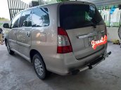 Cần bán Toyota Innova E- MT đời 2013, màu xám còn mới 