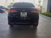 Cần bán xe Toyota Vios G đời 2018, màu đen  