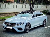 Mercedes E300 AMG model 2020 siêu lướt chạy 4000 miles (bao test hãng)