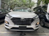 Bán xe Hyundai Tucson 2020, màu trắng