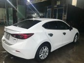 Gia đình bán Mazda 3 sản xuất năm 2017, màu trắng