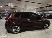 Cần bán lại xe Kia Rondo năm 2017, màu đỏ, giá tốt