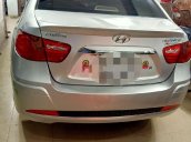 Cần bán Hyundai Avante 2015, màu bạc, nhập khẩu còn mới, giá chỉ 382 triệu