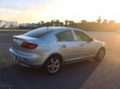 Cần bán gấp Mazda 3 1.6 AT model 2004, màu bạc, chủ đi cực giữ gìn nên còn rất mới, giá cực tốt