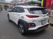 Bán gấp chiếc Hyundai Kona Tubor sản xuất năm 2020, xe mới mua và đi cực ít