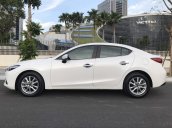 Ưu đãi giảm giá sâu với chiếc Mazda 3 màu trắng, sản xuất năm 2019, xe giá tốt, giao nhanh