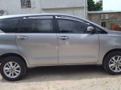 Cần bán xe Toyota Innova năm 2017, xe gia đình