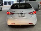 Cần bán gấp Hyundai Elantra sản xuất năm 2013, màu trắng, xe nhập 