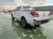 Bán xe Mazda BT 50 đời 2019, màu trắng, giá chỉ 575 triệu