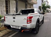 Cần bán xe Mitsubishi Triton năm 2018, màu trắng, nhập khẩu nguyên chiếc 