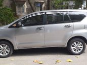 Cần bán xe Toyota Innova năm 2017, xe gia đình