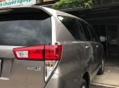 Bán Toyota Innova 2.0E sản xuất 2018, màu ghi vàng