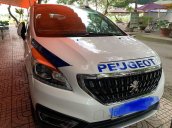 Cần bán Peugeot 3008 năm 2018, màu trắng như mới